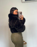 Casaco de Pelo Aurora Preto – Estilo Sofisticado